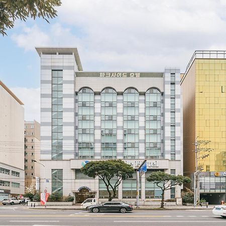 Jeju Parkside Tourist Hotel Exterior photo